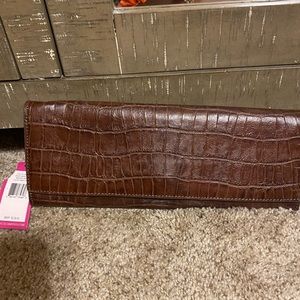 New Vince Camaro Crossbag/Wrislet and Duster